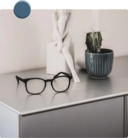 5 benefits of blue-light glasses