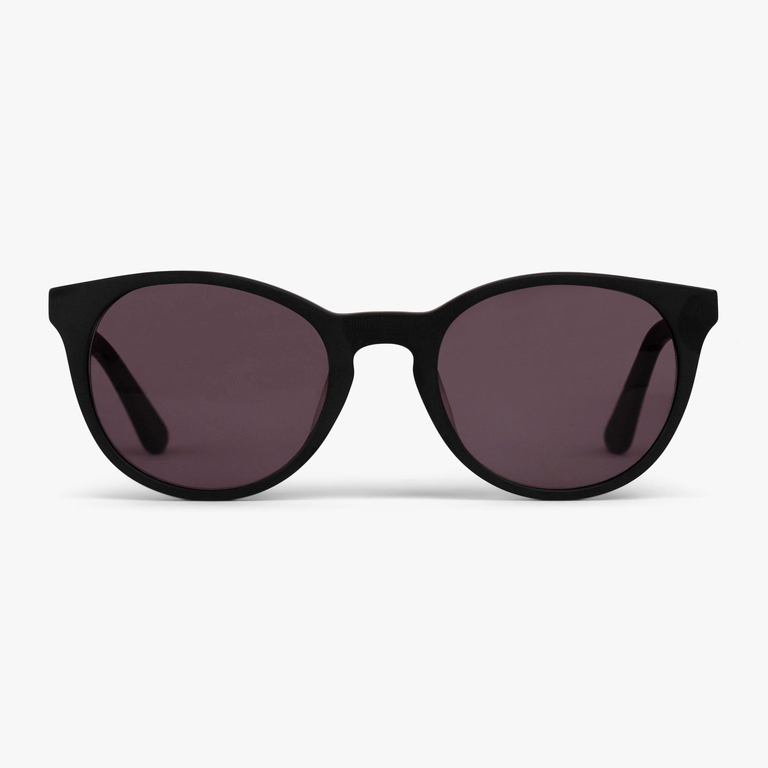 Luxreaders stylish Men's Örebro Black Sunglasses. Made from Acetate in a Iconic shape.