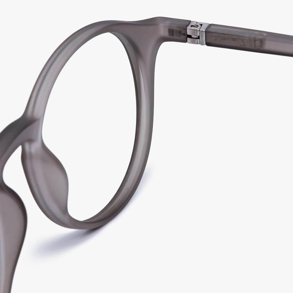 Luxreaders stylish Women's Læsø Grey Blue light glasses. Made from Rubber in a Round shape.