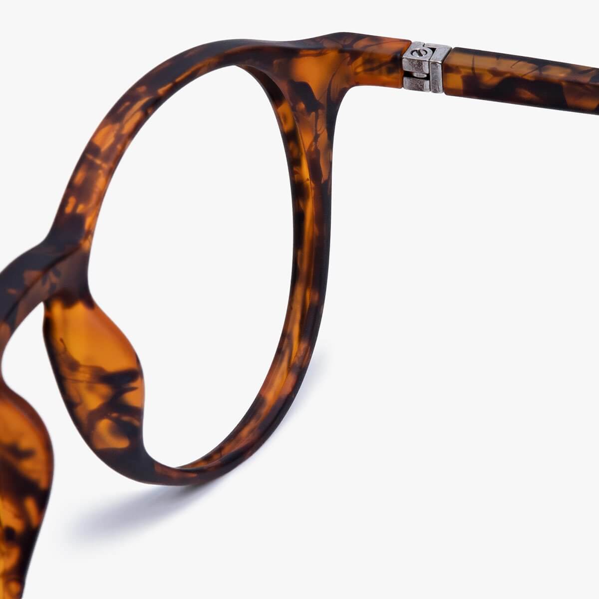 Close-up of Læsø Turtle glasses with tortoiseshell pattern