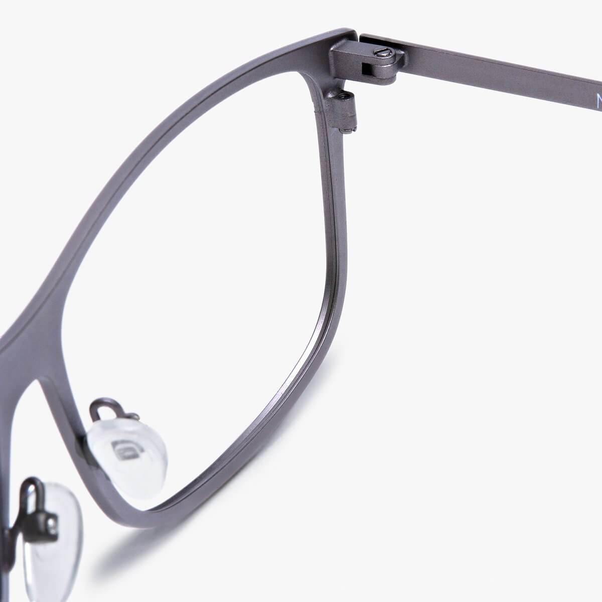 Close-up of Men's Møn Gun glasses with metallic frame