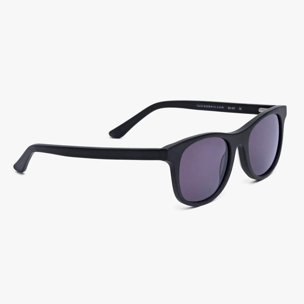 Malmö Black sunglasses with matte black frames and dark lenses