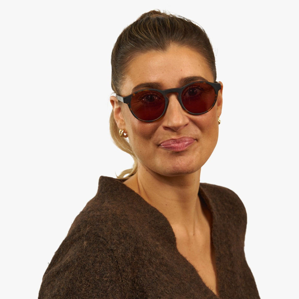 Women's Morgan Dark Turtle Sunglasses - Luxreaders.com