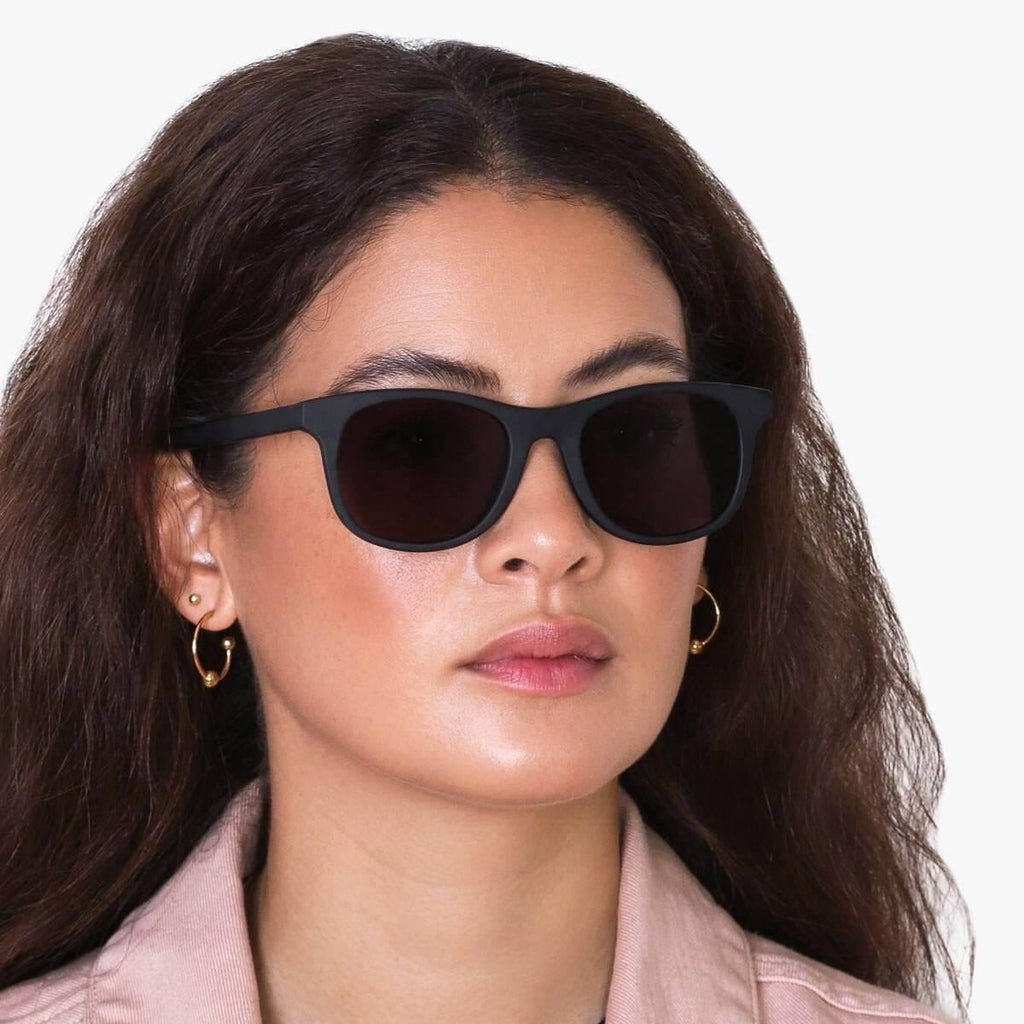 Women's Evans Black Sunglasses - Luxreaders.com